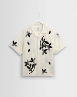 wax london men's Didcot - Ecru And Black Bloom Applique Short-Sleeve Shirt