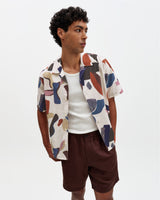 wax london men's Didcot - Ecru And Multicolour Abstract Shapes Short-Sleeve Shirt