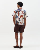 wax london men's Didcot - Ecru And Multicolour Abstract Shapes Short-Sleeve Shirt