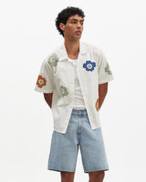 wax london men's Didcot - Ecru And Multicolour Floral Applique Short-Sleeve Shirt