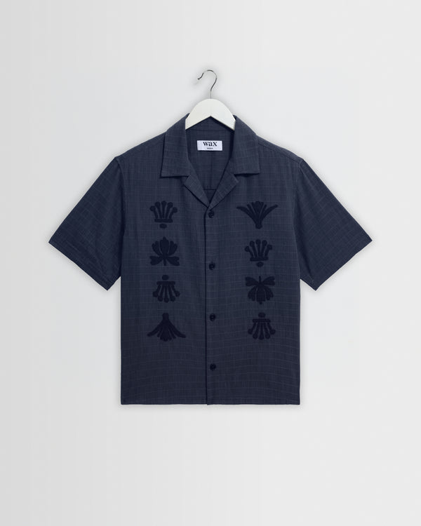 wax london men's Curzon - Navy Grid Applique Short-Sleeve Shirt