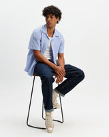 wax london men's Didcot - Blue And Ecru Seersucker Stripe Short-Sleeve Shirt