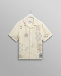 Didcot - Chemise à manches courtes brodée motif gribouillis écrue